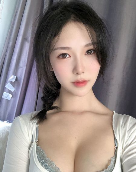 艳妇荡乳欲伦69影片